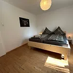 Mimi For Long Apartmán