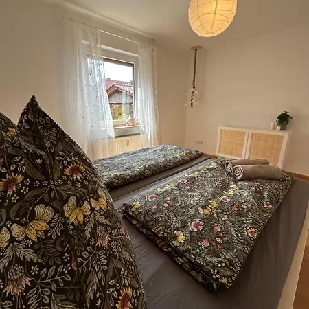 Mimi For Long Appartement *