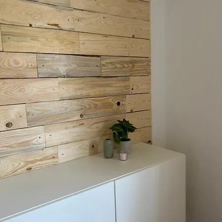 Mimi For Long Appartement